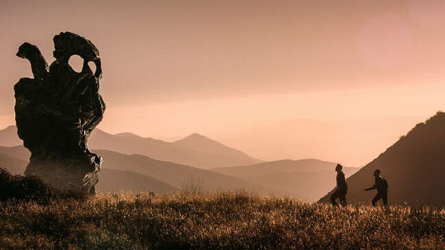 Паранормальное / The Endless (Джастин Бенсон, Аарон Мурхед, 2017)