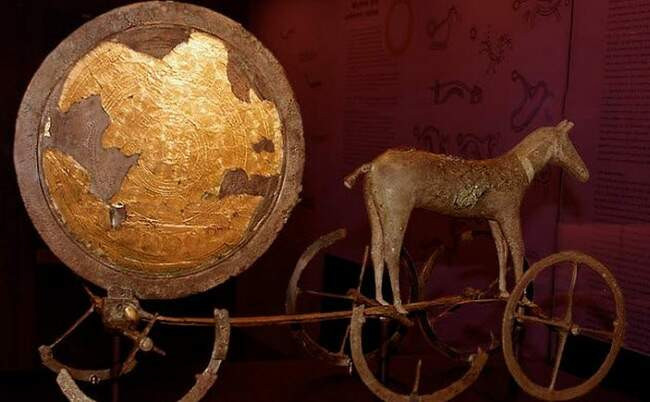 5. Солнечная колесница из Трундхольма