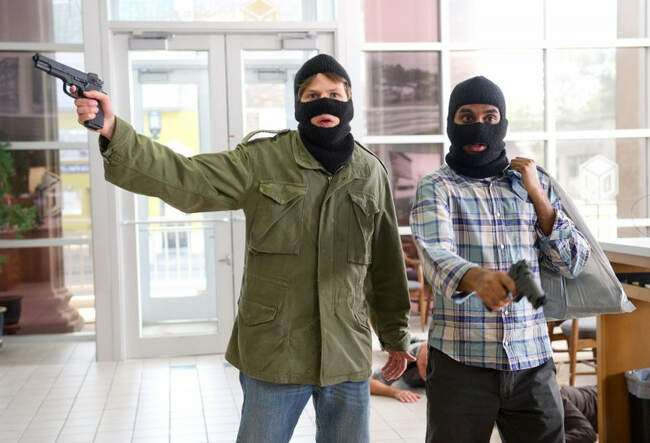 «Успеть за 30 минут» (Рубен Флейшер, 2011)