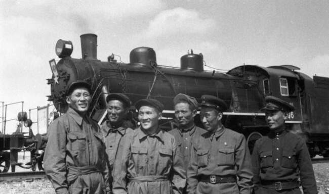 Монгольские добровольцы