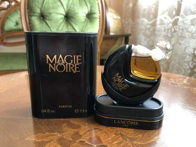2. Magie Noire Lancome