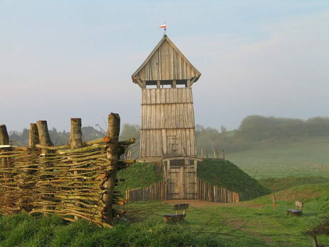 4. Они все были каменными