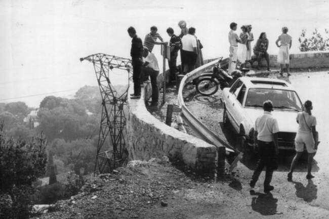 14. Она погибла в результате трагического случая