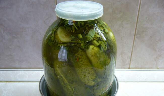 8. Крышка на банке