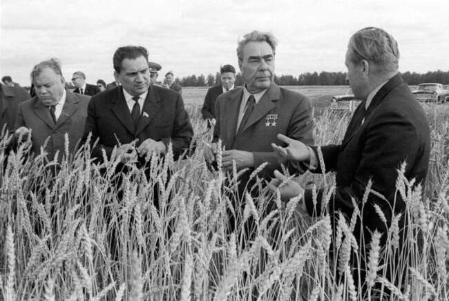 Неуклонный рост благосостояния русского народа – вторая составляющая курса Little Deal