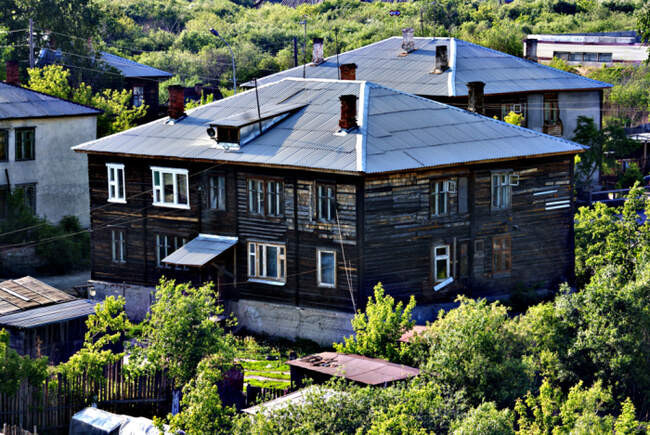 2. Первые постройки для рабочего класса