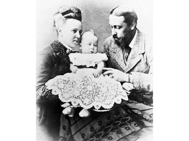 В какой семье родилась Беатриса, внучка Александра II