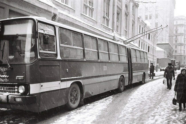 Ikarus 280T