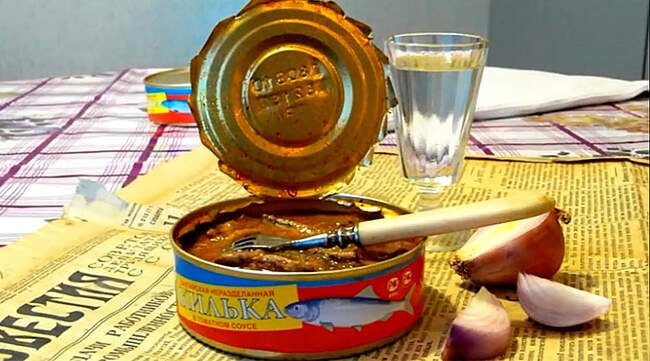 8. Килька в томате