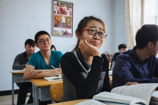 4. Китайцам зазорно обращаться к преподавателю по имени или фамилии