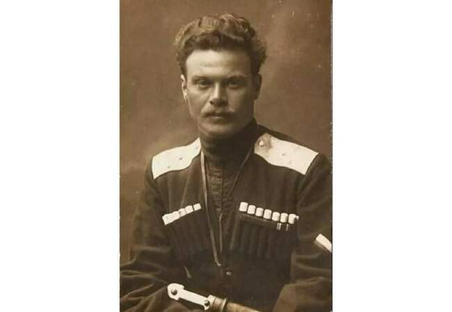С какой целью был создан отряд «Волчья сотня»