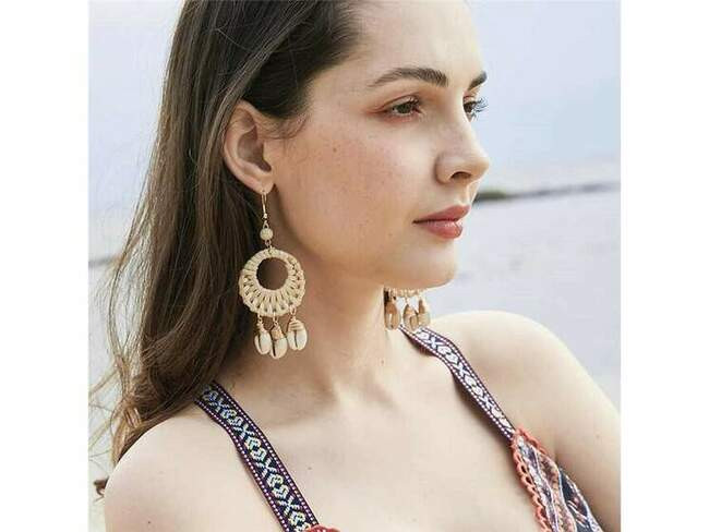 6. Украшения, привезенные из отпуска