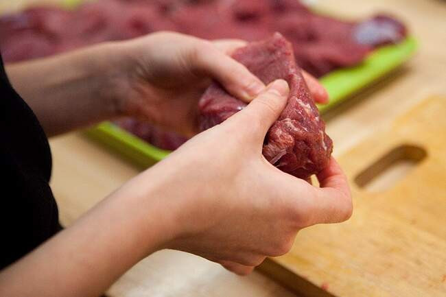 8. Давление для проверки мяса