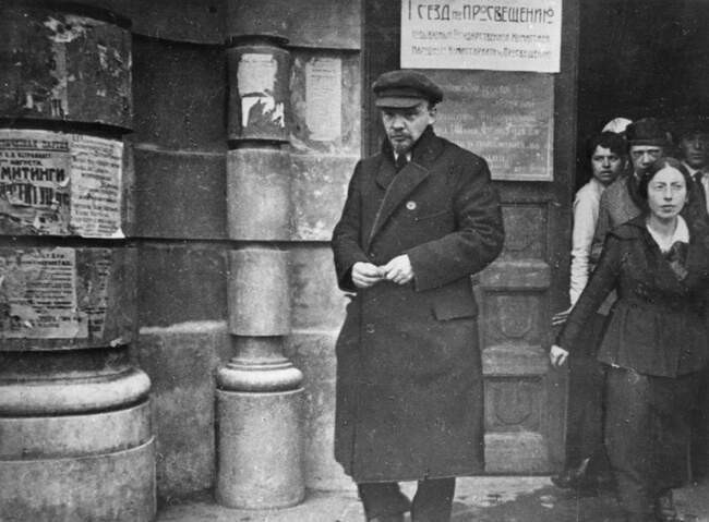 3. Ленин был фанатом Льва Толстого