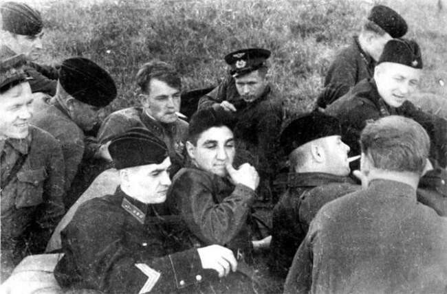 Семейный подряд Микоян