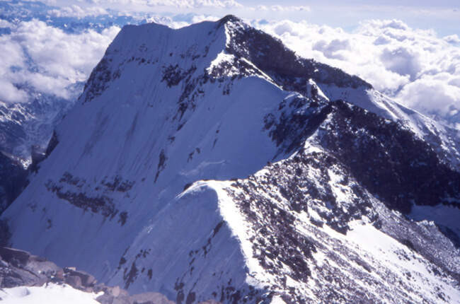 2. Гора Аконкагуа (Aconcagua)