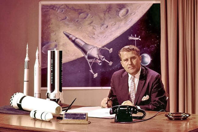 4. В 1952 году Вернер фон Браун (WernhervonBraun) написал книгу под названием «Проект Марс» (TheMarsProject), и по сюжету персонаж Илон (Elon) стал в ней лидером колонистов