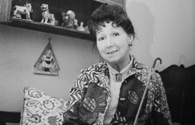 Рина Зеленая и ее псевдоним