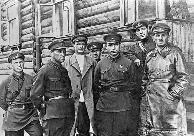 Френкель преобразует лагеря
