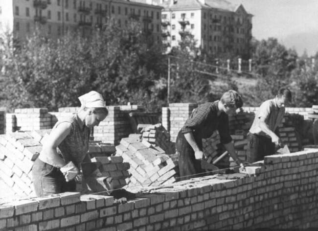 3. Строитель