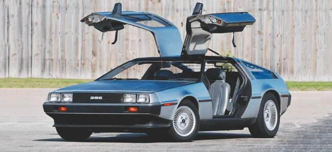 DeLorean DMC-12