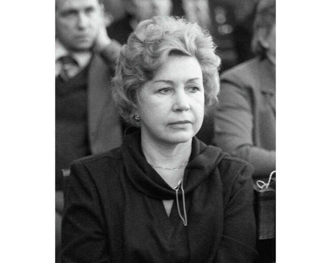 Инна Макарова
