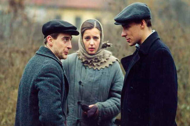 «Дети Арбата», 2004 г., режиссер — Андрей Эшпай