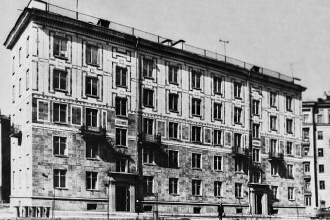 3. Первая экспериментальная «хрущевка» (Санкт-Петербург)