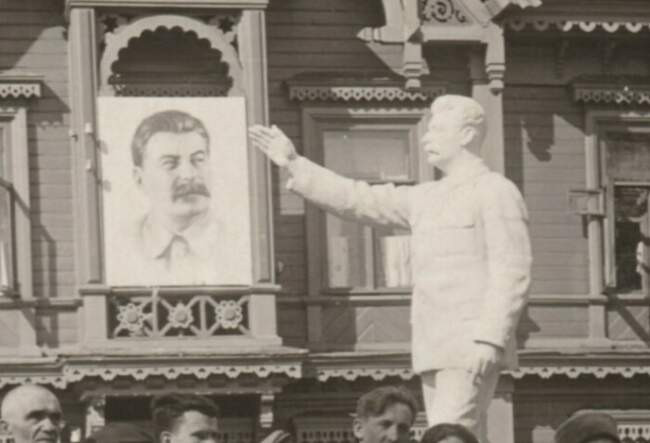 Сталинский культ самого себя