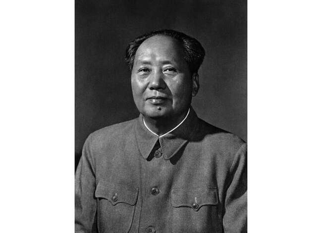 Мао Цзэдун — любил женщин и не любил врачей