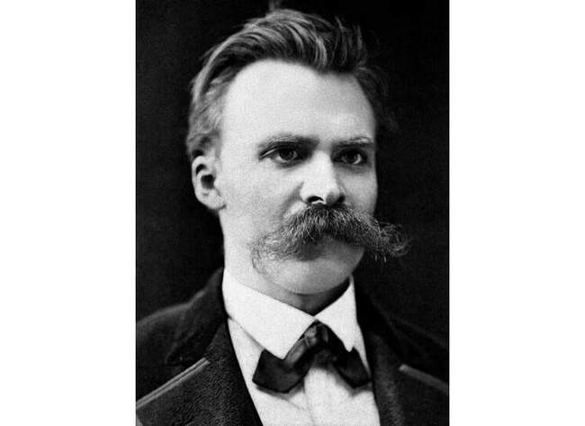 Фридрих Ницше — сифилис получил то ли «по наследству», то ли от кузины