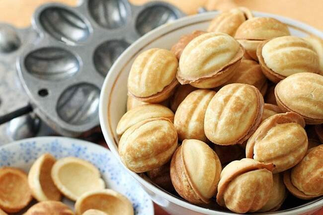 7. Орешки со сгущенкой