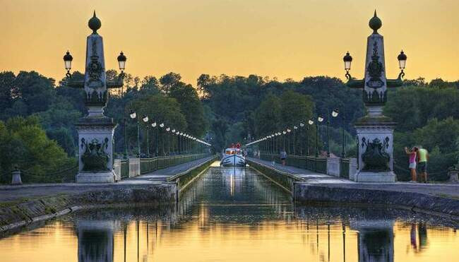 7. The Briare Aqueduct, Бриар, Франция