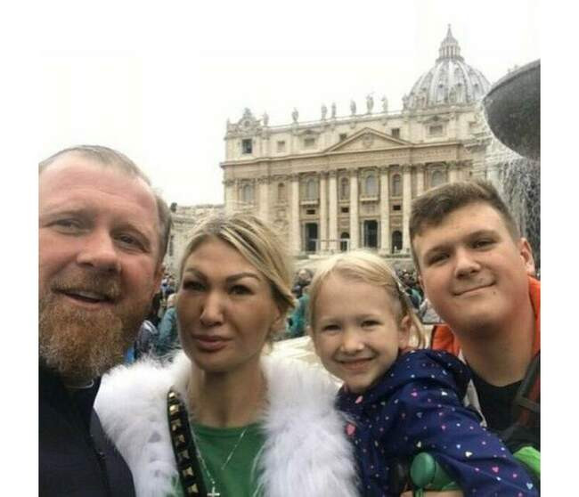 Неромантичная встреча на рынке