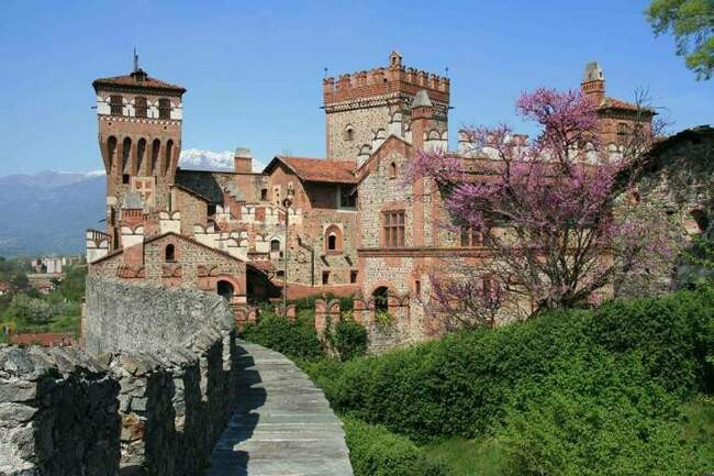 6. Castello di Pavone, Италия