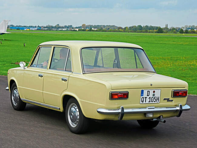 Первые седаны ВАЗ и Fiat 124