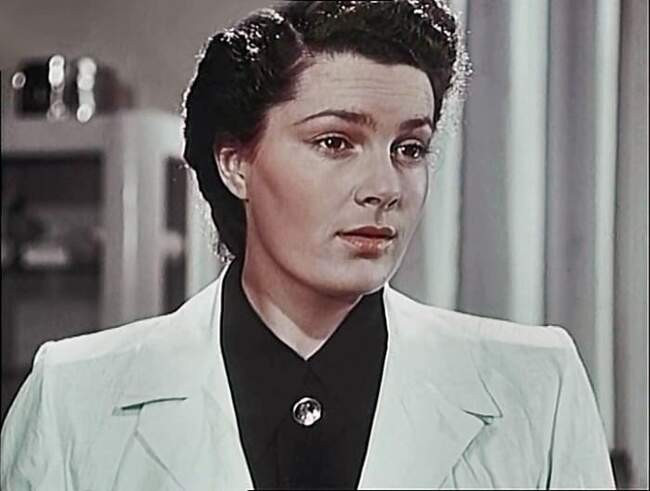 Элина Быстрицкая