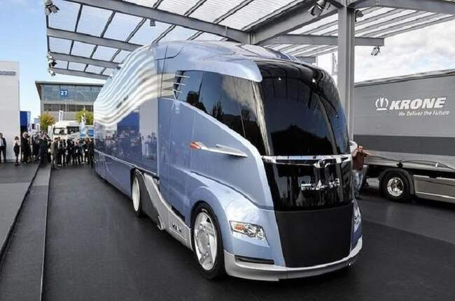 13. MAN Concept S