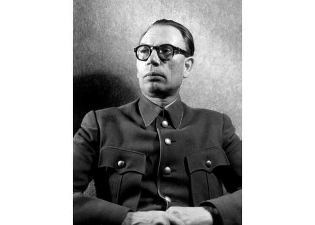 3. Андрей Власов
