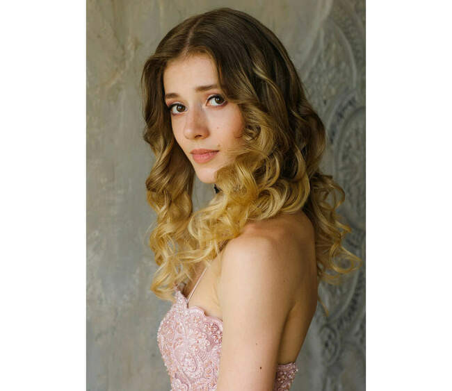 8. Диана Кустурова