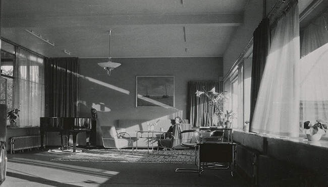 2. Дом Cонневелда в Роттердаме, Нидерланды (1932–1933)