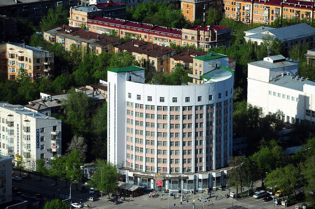 3. Екатеринбург, 1 день 8 часов 43 минуты