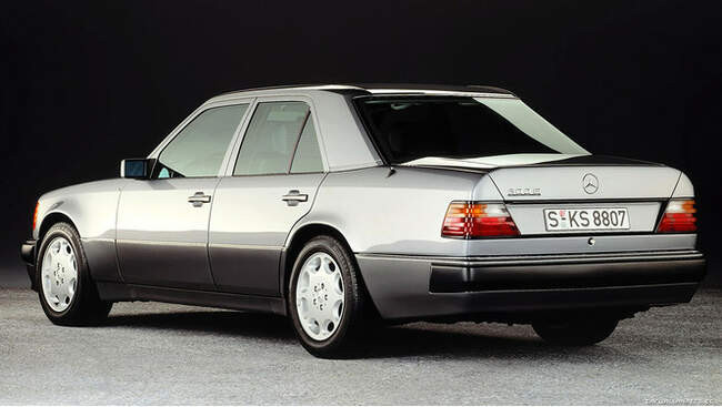MERCEDES-BENZ E500