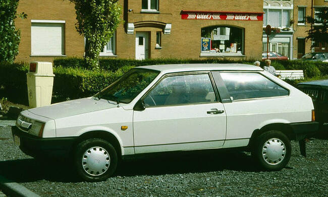 LADA SAMARA