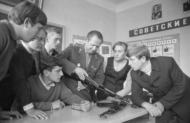 2. Начальная военная подготовка (НВП)