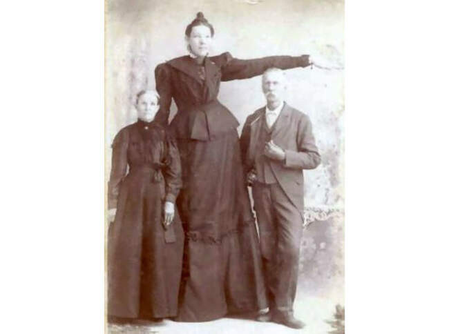 Элла Эвинг