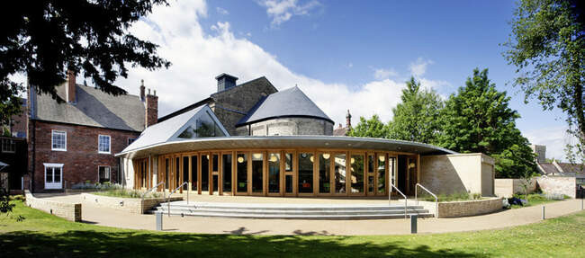 Студенческий театр The Quarry Theatre. Бедфорд, Великобритания