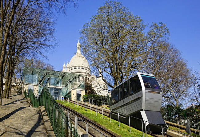 Le funicu-laire de Montmartre. Франция
