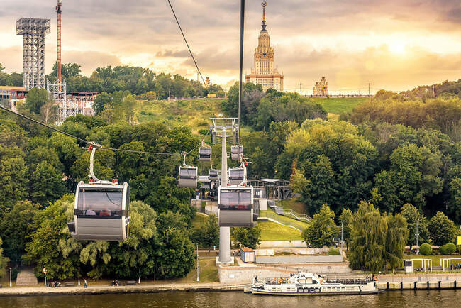 3. «Город на семи холмах»