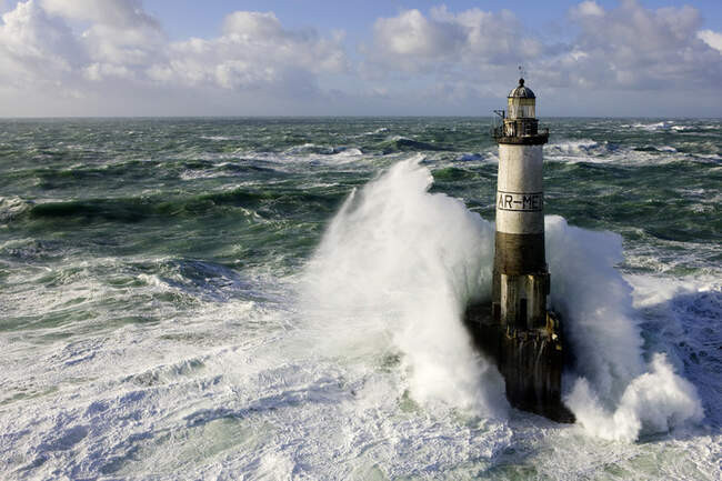 Маяк Ар-Мен (Le phare d’Ar-Men)